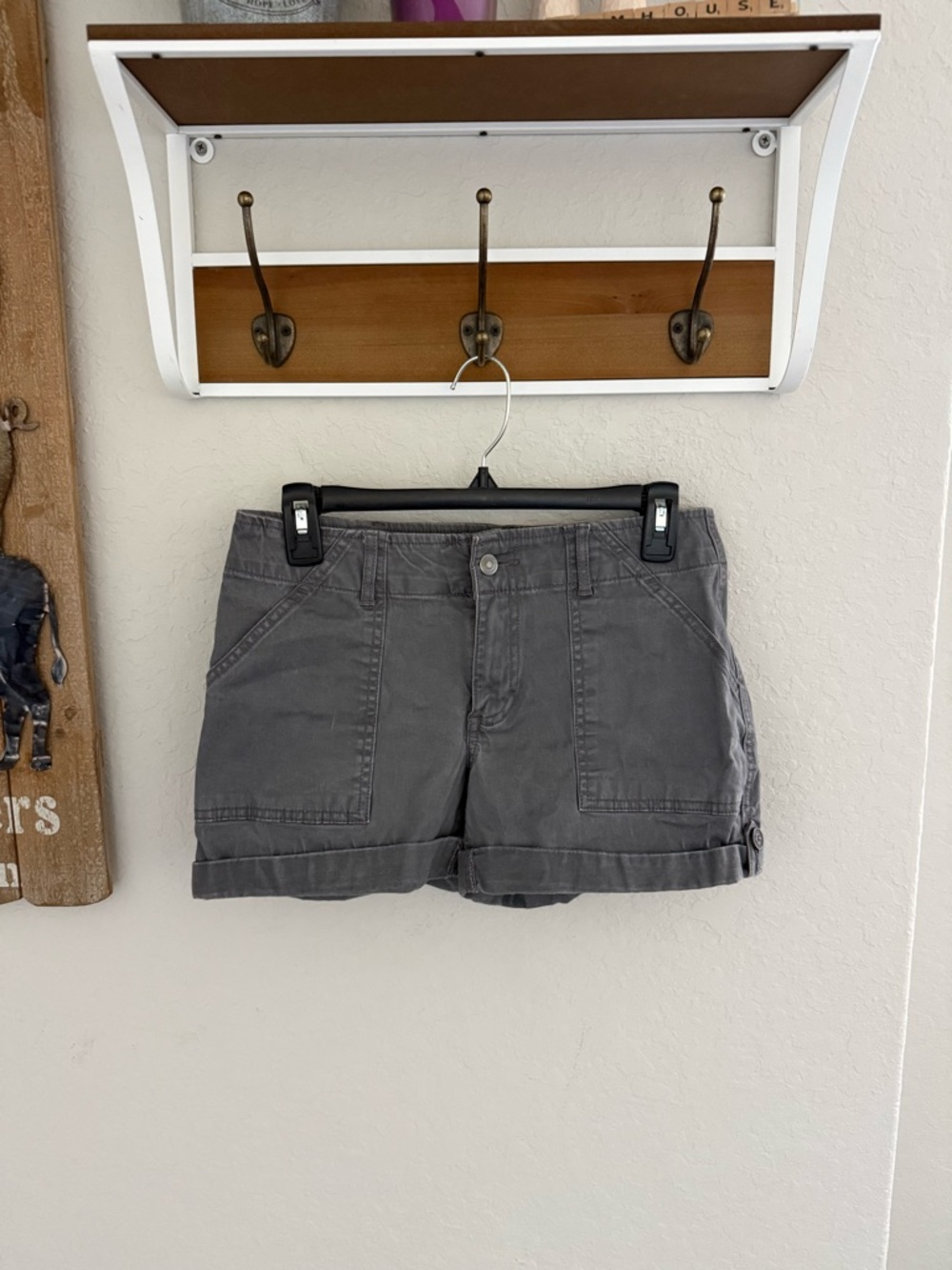 Magellan Outdoors Gray Roll-Cuff Utility Shorts